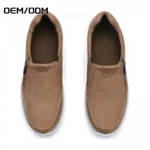 China Supplier Hot Sale Black PU Leather Sneakers Comfort Casual Shoes for Men
